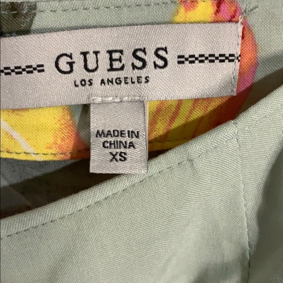 Guess - Picture 6 of 8